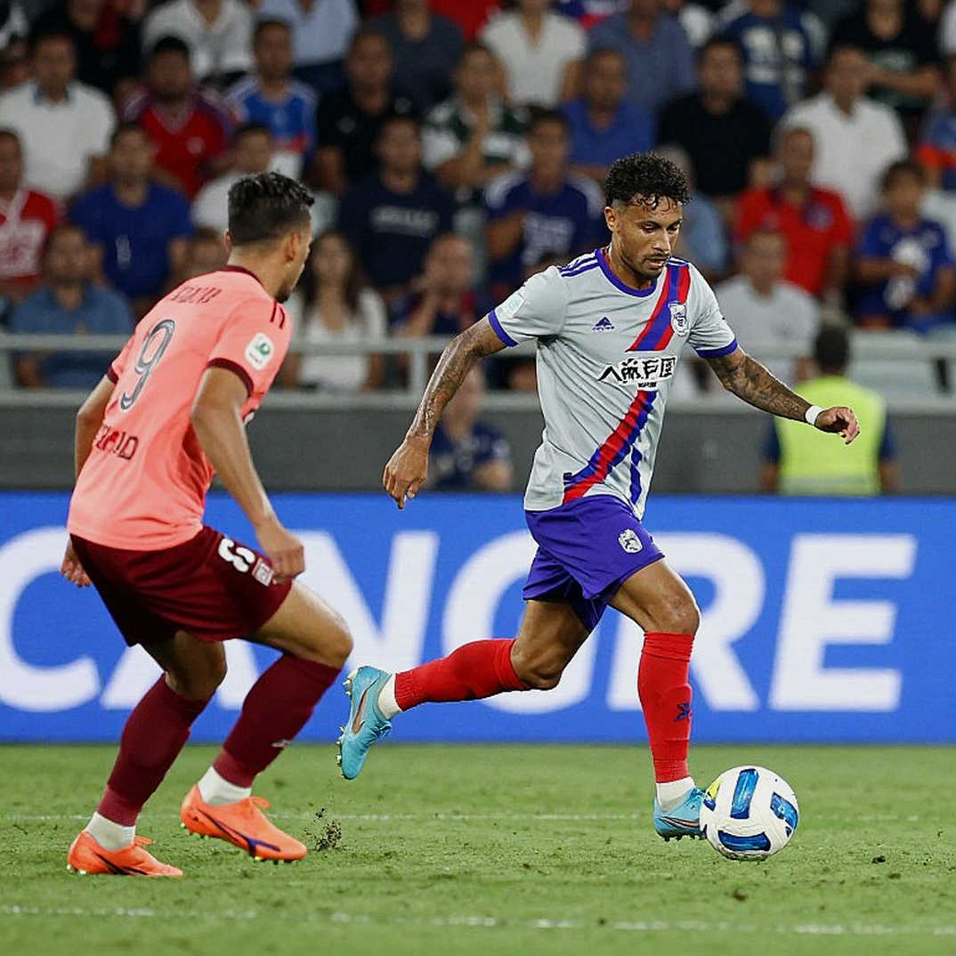 LPBank và dòng tiền đứng sau V.League 1: Khi ngân hàng trở thành xương sống của bóng đá Việt Nam