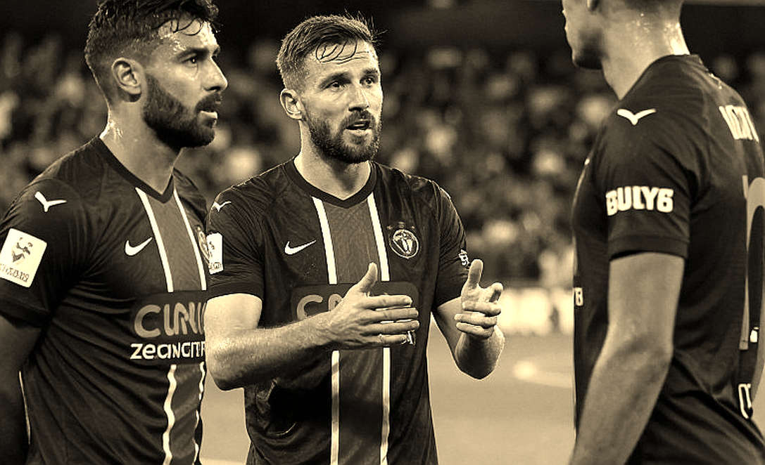 Seven Billion Dong and a Twenty-Year-Old: The Forgotten Breath Behind V-League Transfer Prices Seven Billion Dong and a Twenty-Year-Old: The Forgotten Breath Behind V-League Transfer Prices