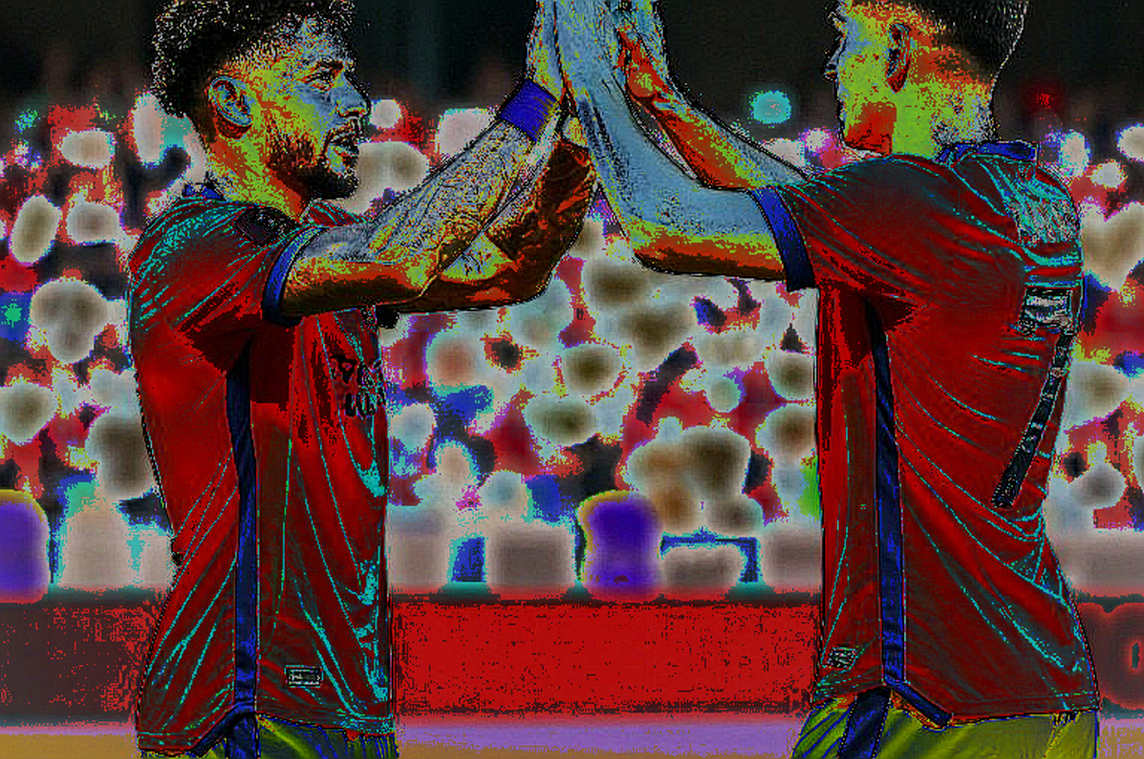 Lớp dữ liệu rỗng dưới những bản hợp đồng V-League