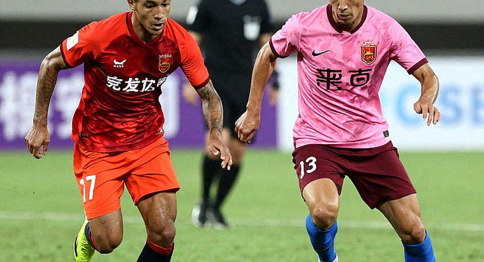 Tiếng Trống Cũ Giữa Lòng Hà Nội: Khi V.League 1 Không Cần Đổi Tên Để Được Nhớ Tiếng Trống Cũ Giữa Lòng Hà Nội: Khi V.League 1 Không Cần Đổi Tên Để Được Nhớ